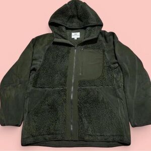 Uniqlo x White Mountaineering fleece jacket